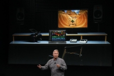 Apple suspends LG monitor sales