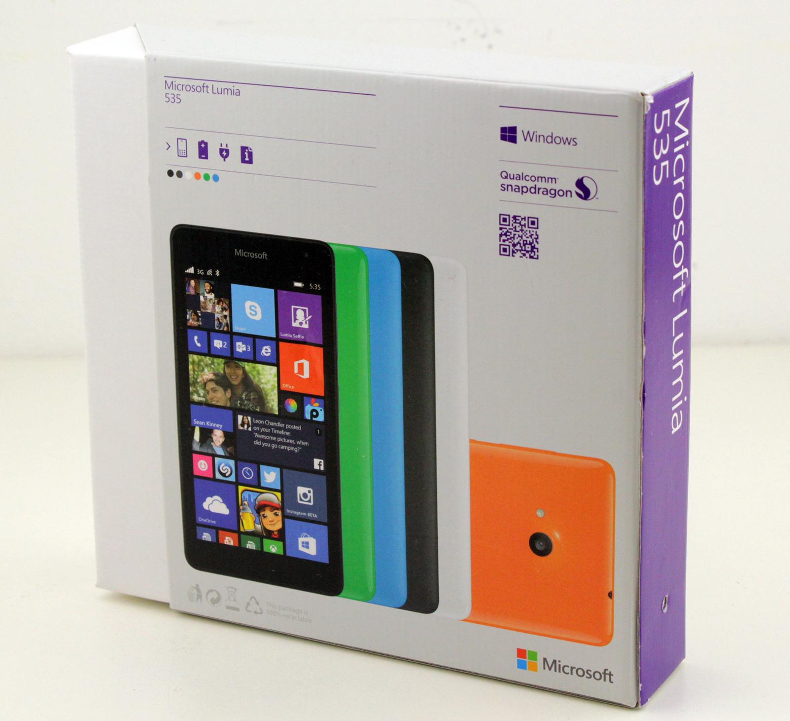 3 Lumia 535 box