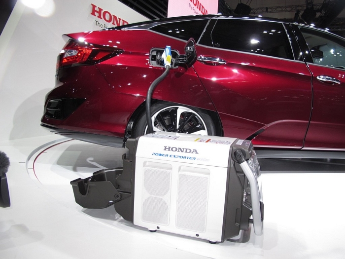 honda clarity fuel cell 2015 tokyo motor show 100531918 l