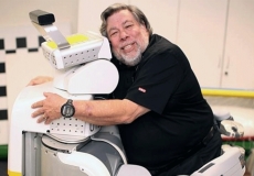 Woz does not think Robots will enslave us