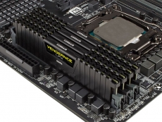 Corsair shows 4GHz DDR4 memory at IDF 2015