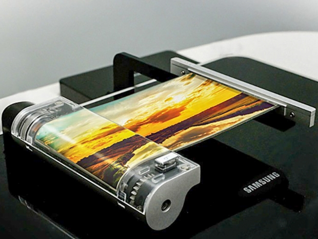 Samsung unveils 5.7-inch 2560x1440p foldable display