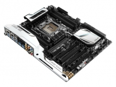 Asus X99-Deluxe with USB 3.1 shipping in Europe