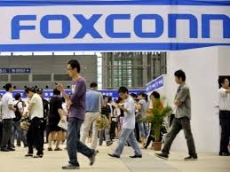 Foxconn sees cash in electric vehicles
