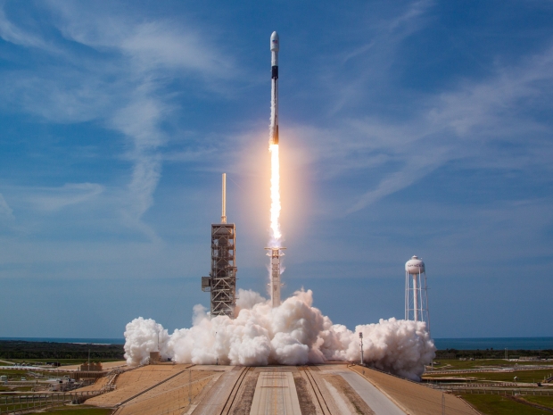 SpaceX Falcon 9 overcame engine failure