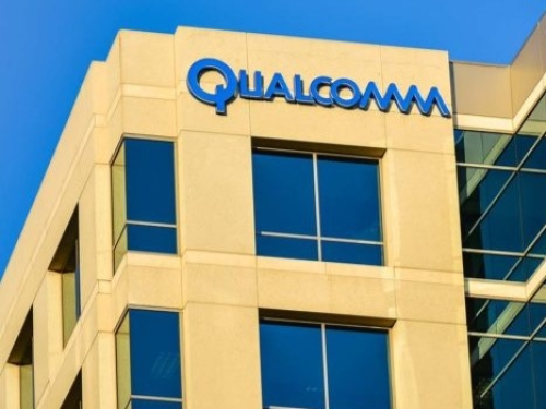 Qualcomm does better than Wall Street expected