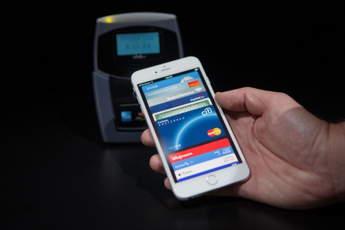 Barclays stalls Apple Pay