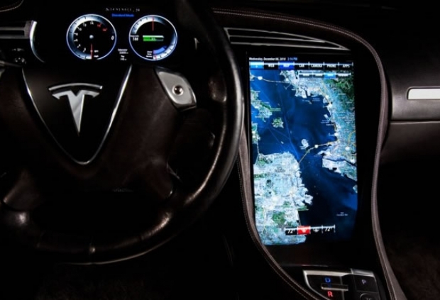 Tesla Model S may have faulty memory