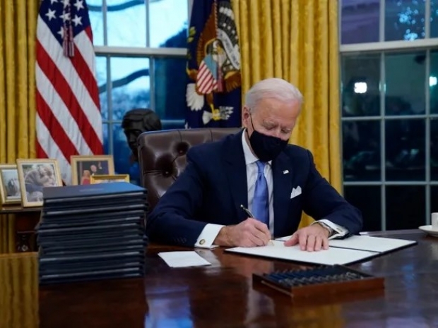 Biden sets up review of tech supply chains