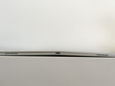 Apple retracts bending its iPad confession