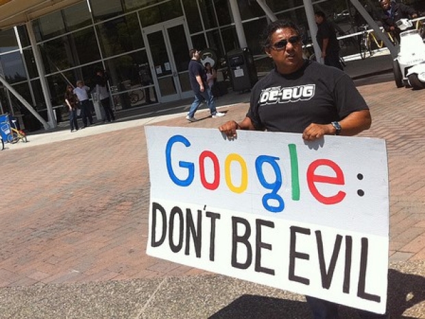Google does evil to its European staff