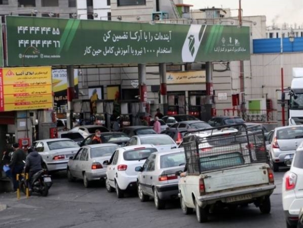 Iran’s petrol stations shut by hackers